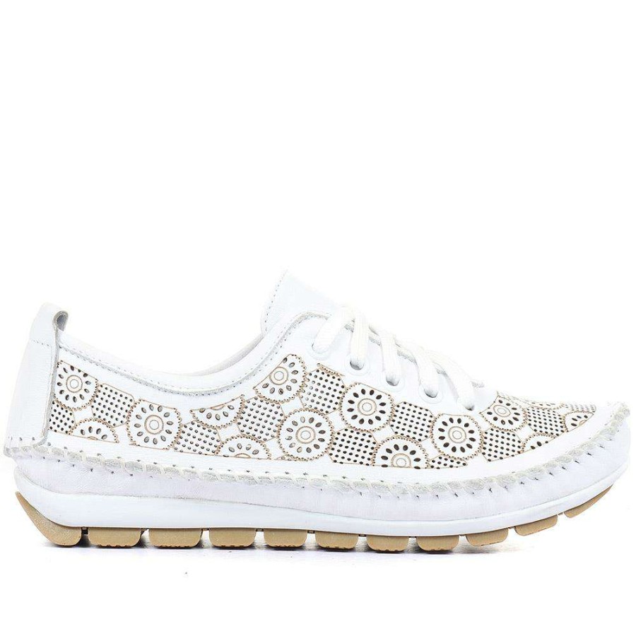 Women'S * | Pavers Wide Fit Leather-Lace Up Sneakers / 320 597 White